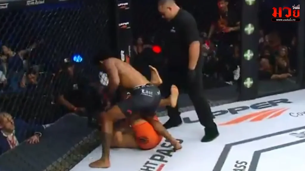 ดราม่าเดือด! กรรมการ MMA ถูกวิจารณ์หนัก