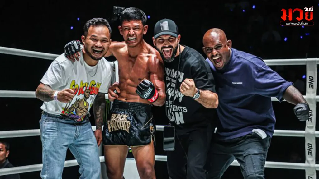 เรื่องราวการต่อสู้ของ